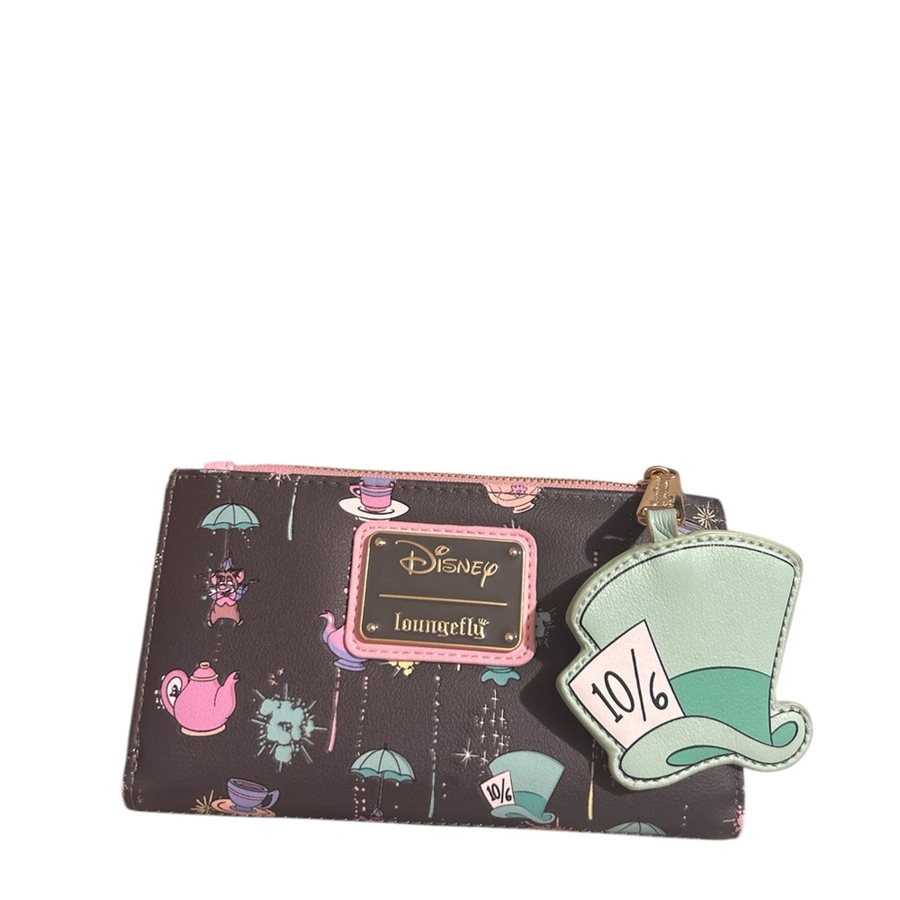 Loungefly Alice in Wonderland wallet